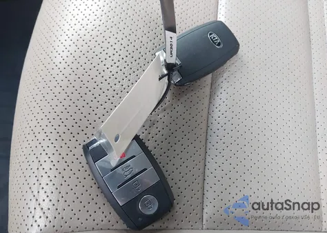 2020 Kia Sorento 3.3L Ex z USA, uszkodzony, nr VIN 5XYPH4A51LG703341